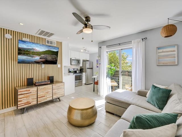 1840 Burton Dr Unit #198