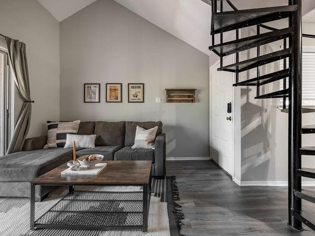 1840 Burton Dr Unit #200