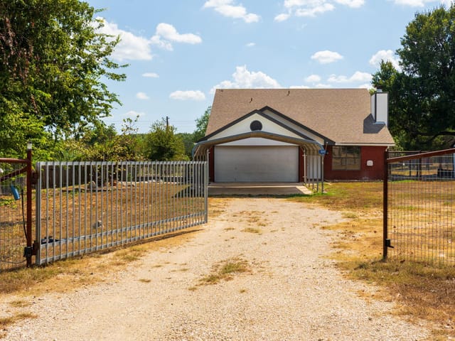 1846 County Road 3220