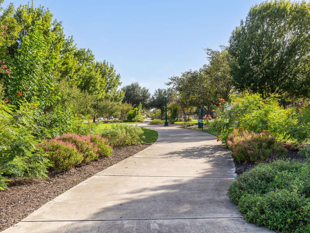 18524 Mammoth Cave BLVD Unit #1