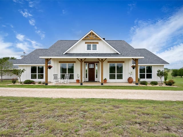 1854 County Road 464