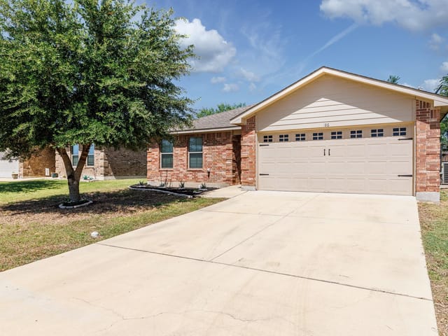 186 Talon DR