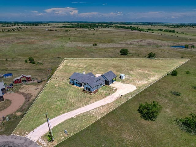187 Lila LN