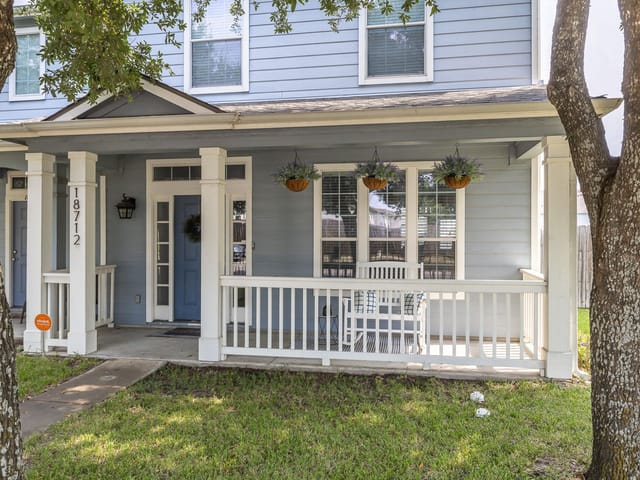 18712 Imperial Eagle LN