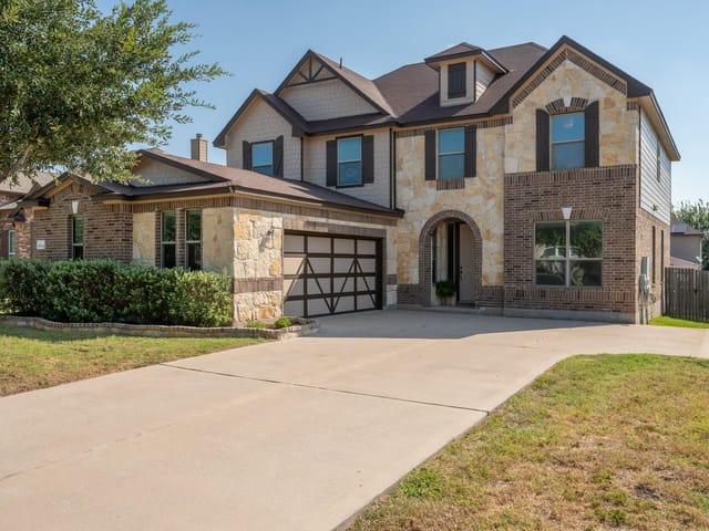 18724 Star Gazer WAY