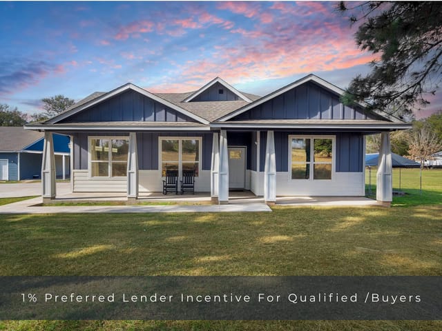 1880 E Highway 21