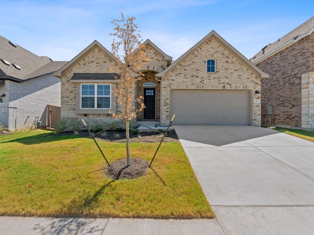 189  Smithsonian Ln