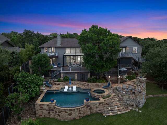 18944 Peckham DR