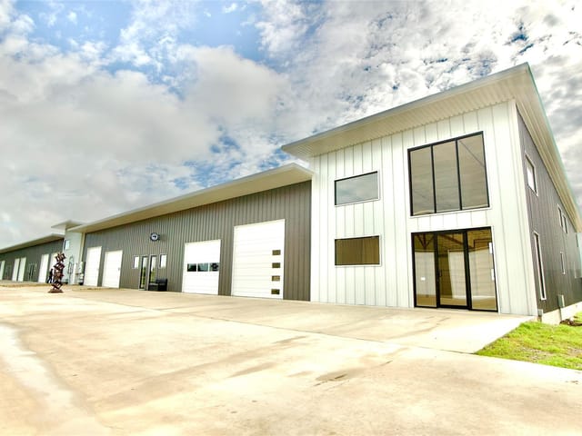 190 Ninety Four LN