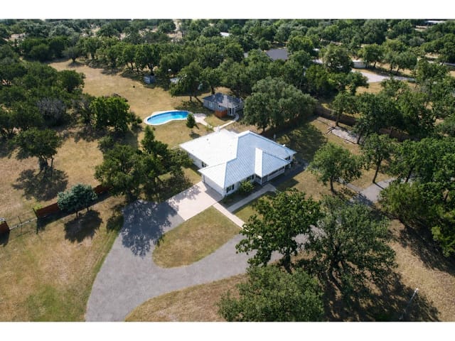 190 Young Ranch RD