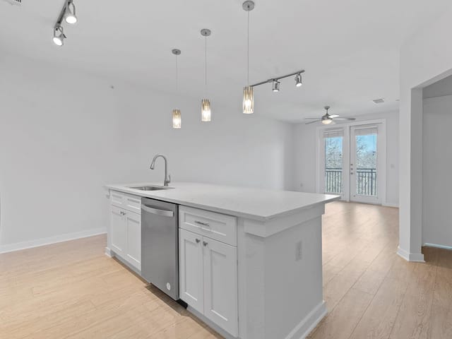 1900 Barton Springs Rd Unit #3022