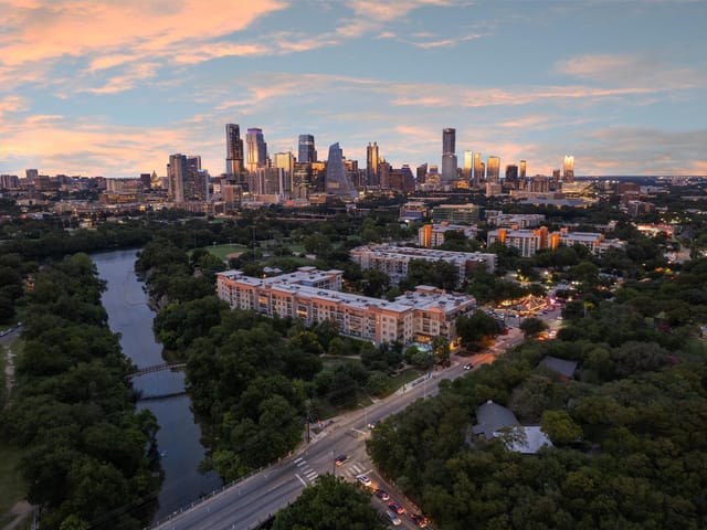 1900 Barton Springs RD Unit #4037