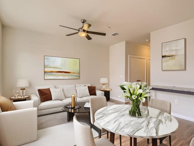 1900 Barton Springs Rd Unit #5033