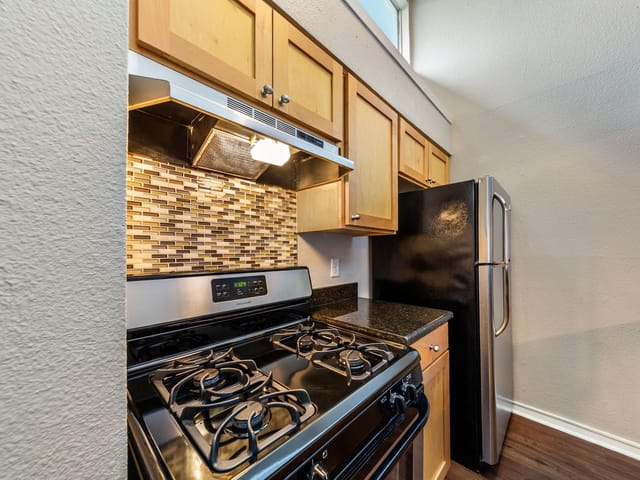 1900 Burton DR Unit #238