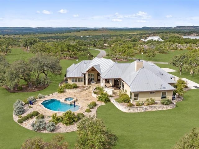 1900 Byrd Ranch Rd