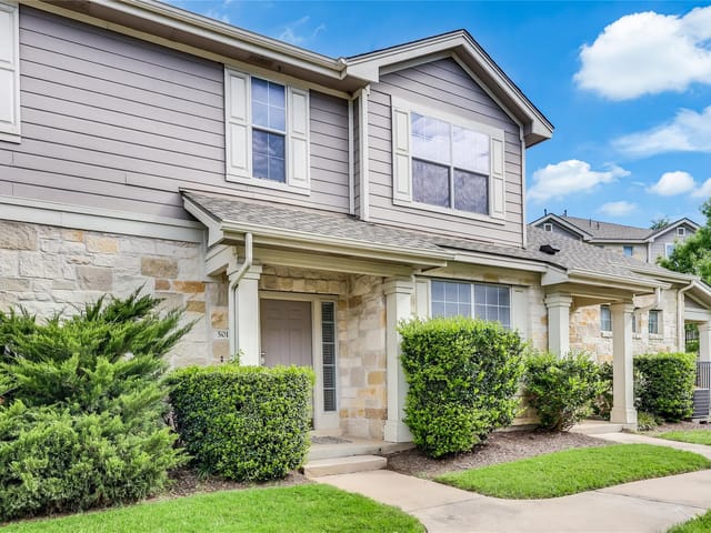 1900 Scofield Ridge PKWY Unit #501