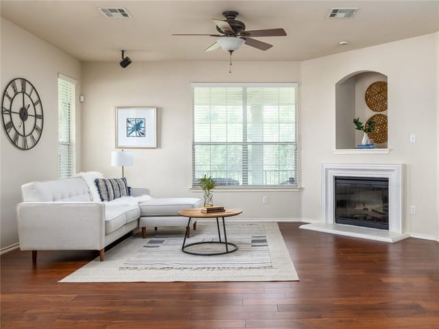 1900 Scofield Ridge Pkwy Unit #6902
