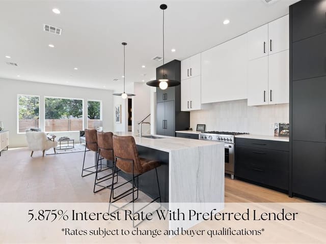 1901 Blue Crest Drive Dr Unit #1