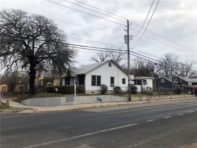 1901 Hamilton Ave