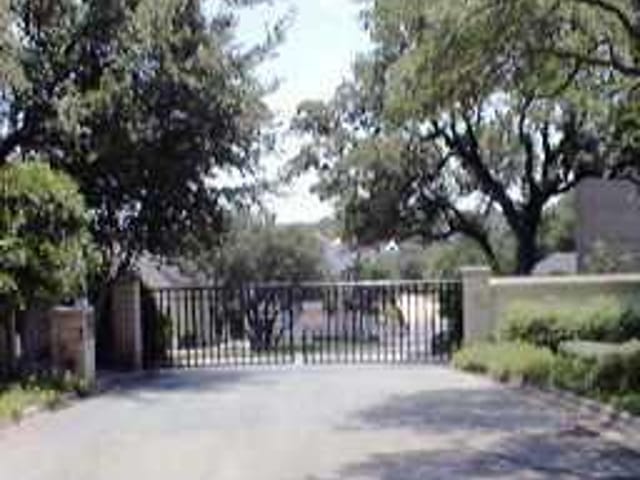 1901 RUE DE ST TROPEZ