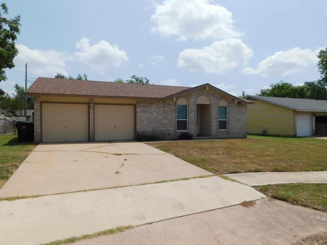 1902 Aberdeen DR