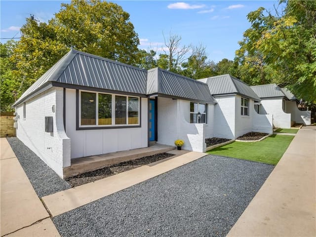 1902 Glen Allen St Unit #C