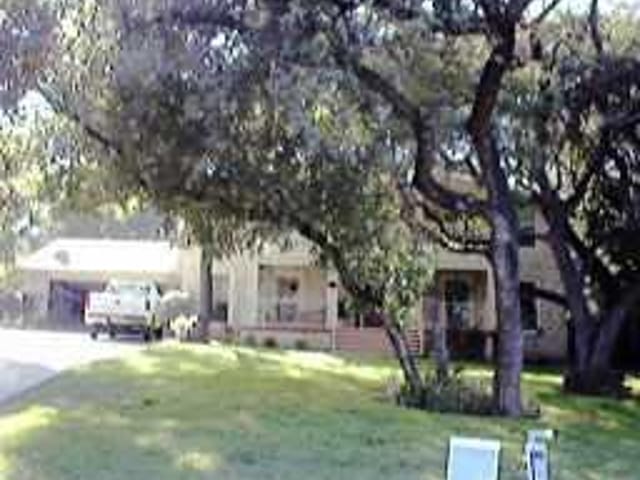 1902 STONERIDGE RD