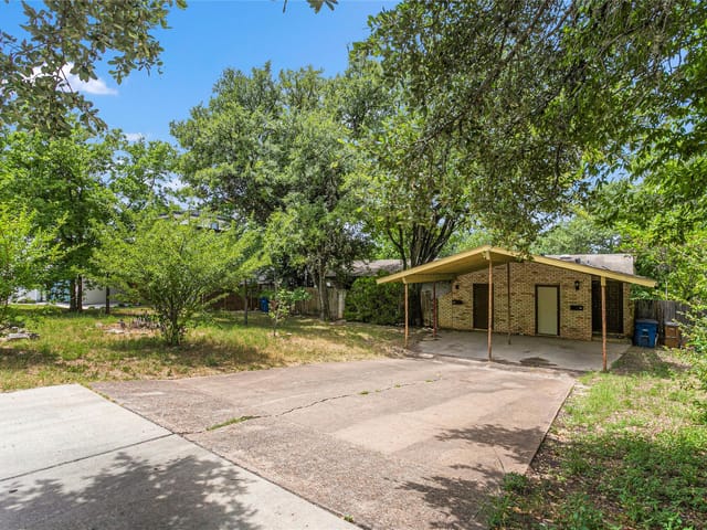 1902 Westridge DR
