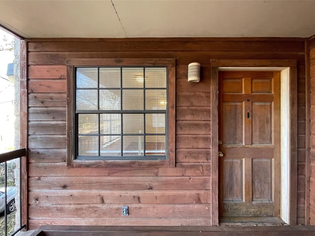 1903 E 20th ST Unit #201