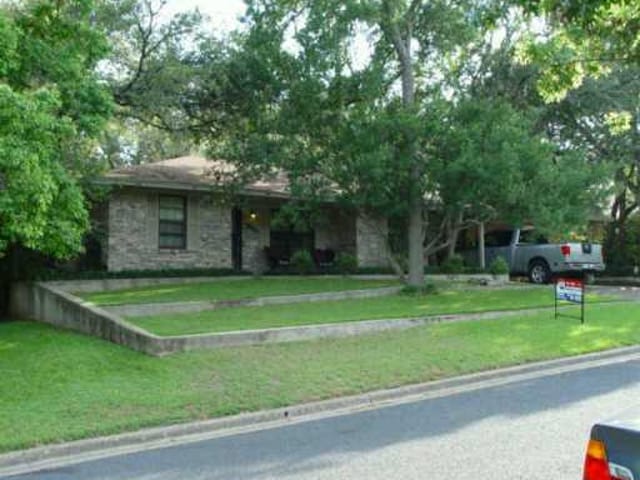 1903 Edgeware Dr