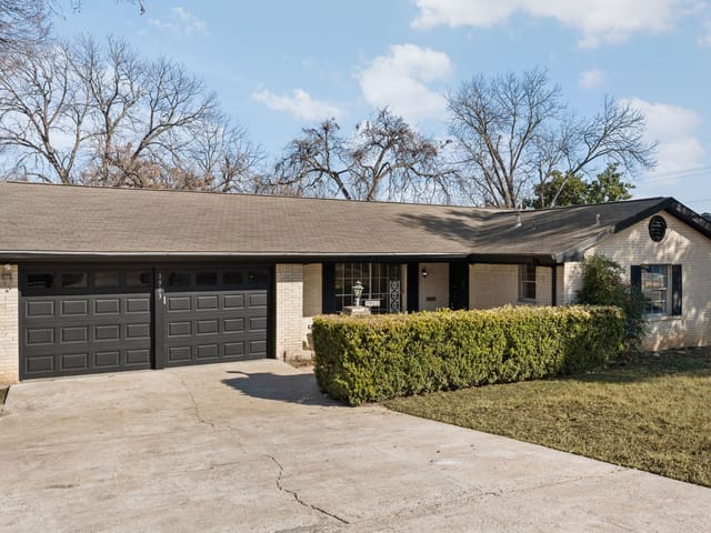 1903 Maple Ave