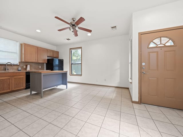 1904 Garden St Unit #B