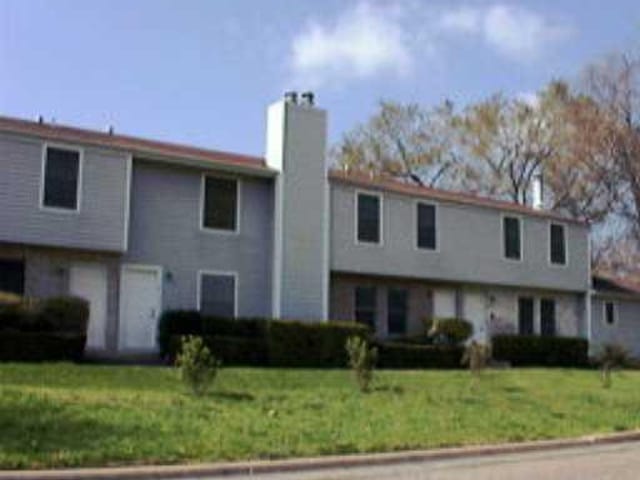 1904 GOODRICH Ave Unit #17