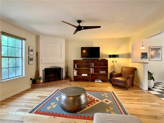 1904 Goodrich Ave Unit #17