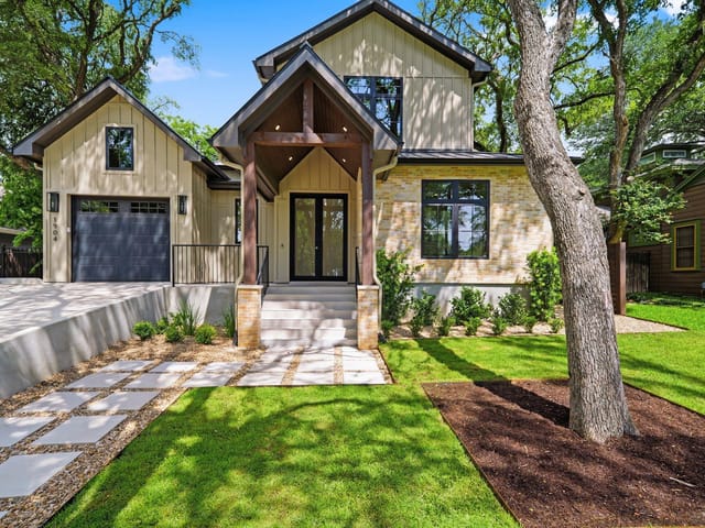 1904 Sharon LN