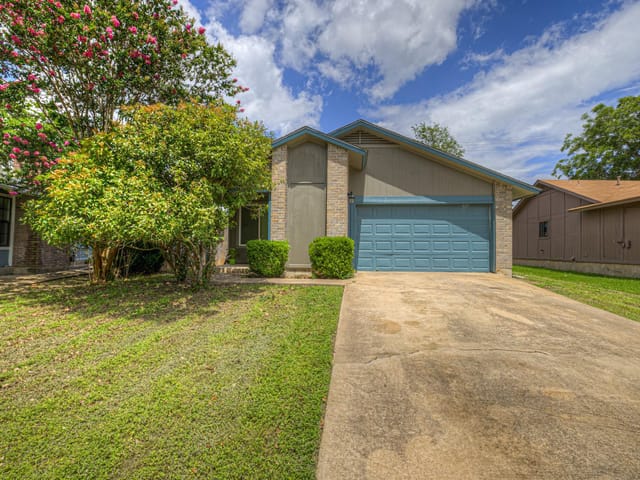 1905 Castle Gate CIR