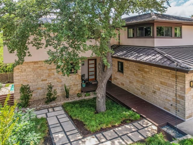 1905 Cetona Ct