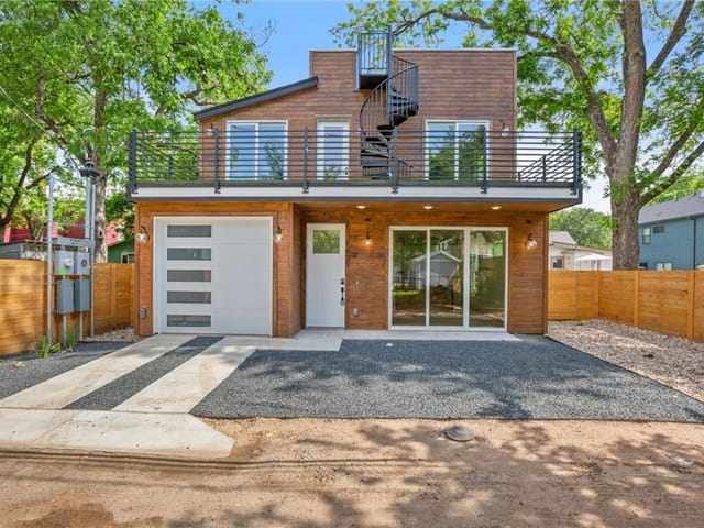 1905 Willow St Unit #2