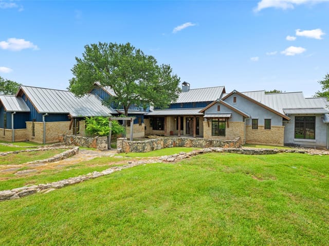 1905 Wood Acre LN