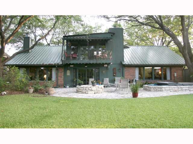 1906 Crooked Ln
