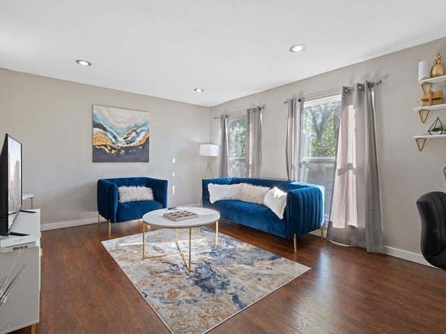 1906 Valley Hill CIR Unit #A