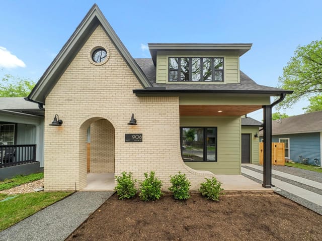 1906 Willow St Unit #1