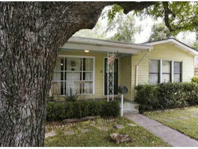 1908 Anita Dr