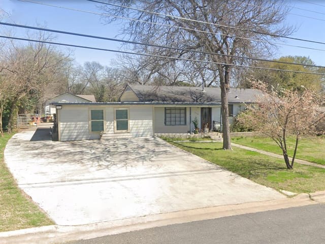 1908 Bissel Ln