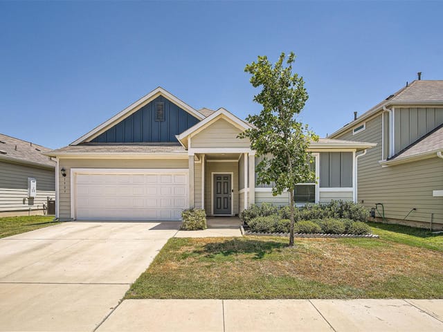 1909 Jacey Way