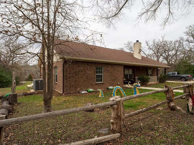 191 Clydesdale Dr