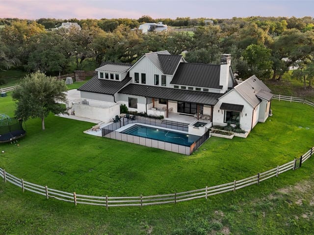191 Flat Creek TRL
