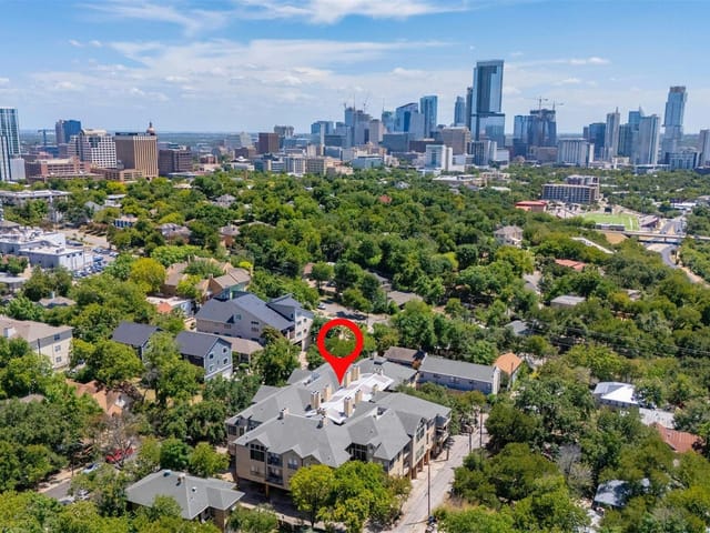 1910 Robbins Pl Unit #105