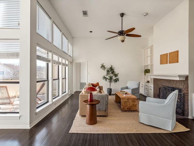 1910 Robbins PL Unit #311