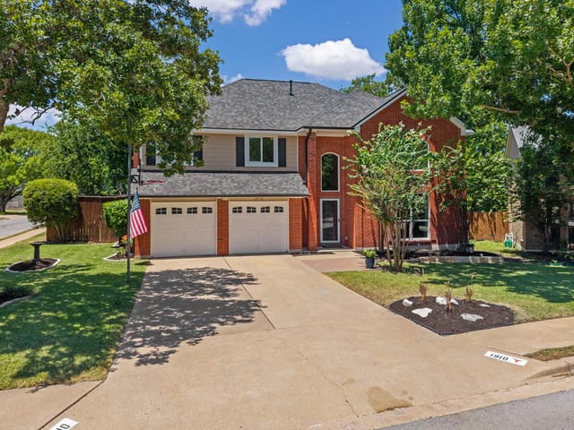 1910 Springwater DR
